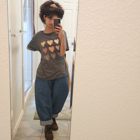 🤎 Meet your Posher, Megan :) - Picture 9 of 17